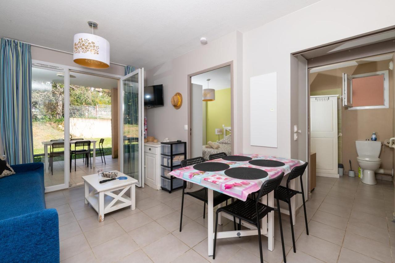 Plages De Sable Fin, Piscine, Hammam, Tennis Lesclesdenicole Apartment